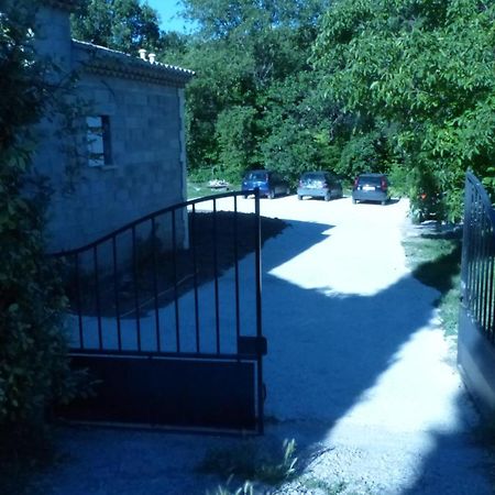 Le Cabanon Leilighet Crillon-le-Brave Eksteriør bilde